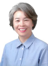 위 사진: 신춘희 박사