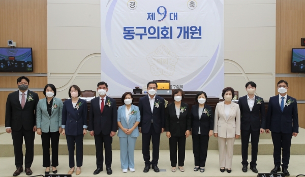 위 사진: 제265회 임시회 본회의